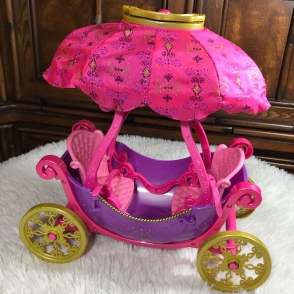 Barbie 2pc Collapsible Convertible Sparkle Hot Air Balloon and Carriage - Picture 7 of 16